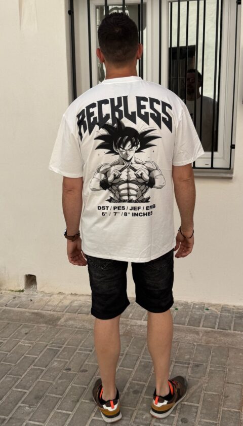camiseta goku