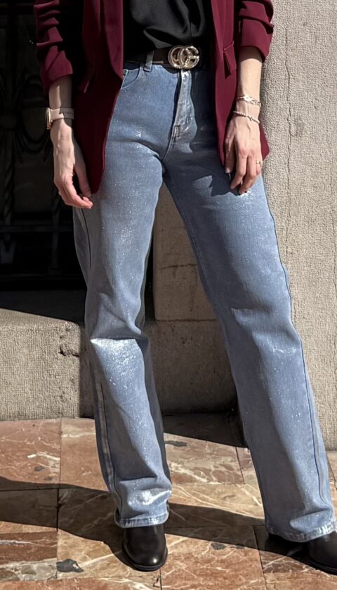 jeans rectos efecto metalizado